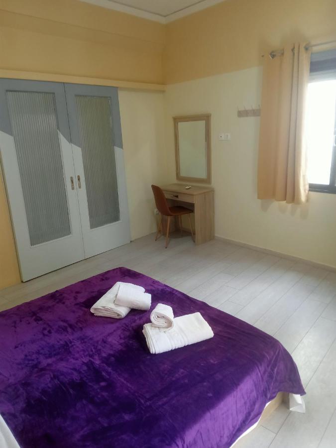 Koukaki-Acropolis Roomy With A Private Veranda Apt. Athena Bagian luar foto